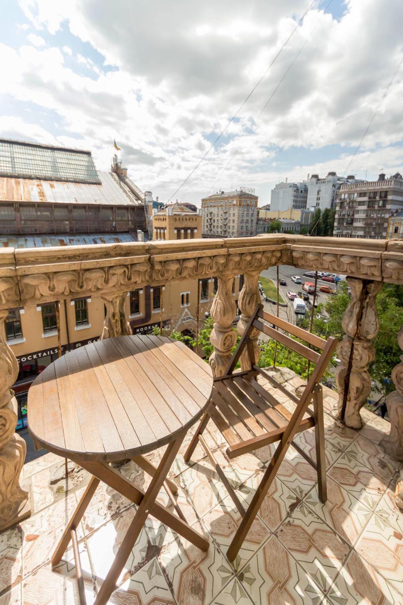 Central Dayflat Apartments Kiev Bagian luar foto