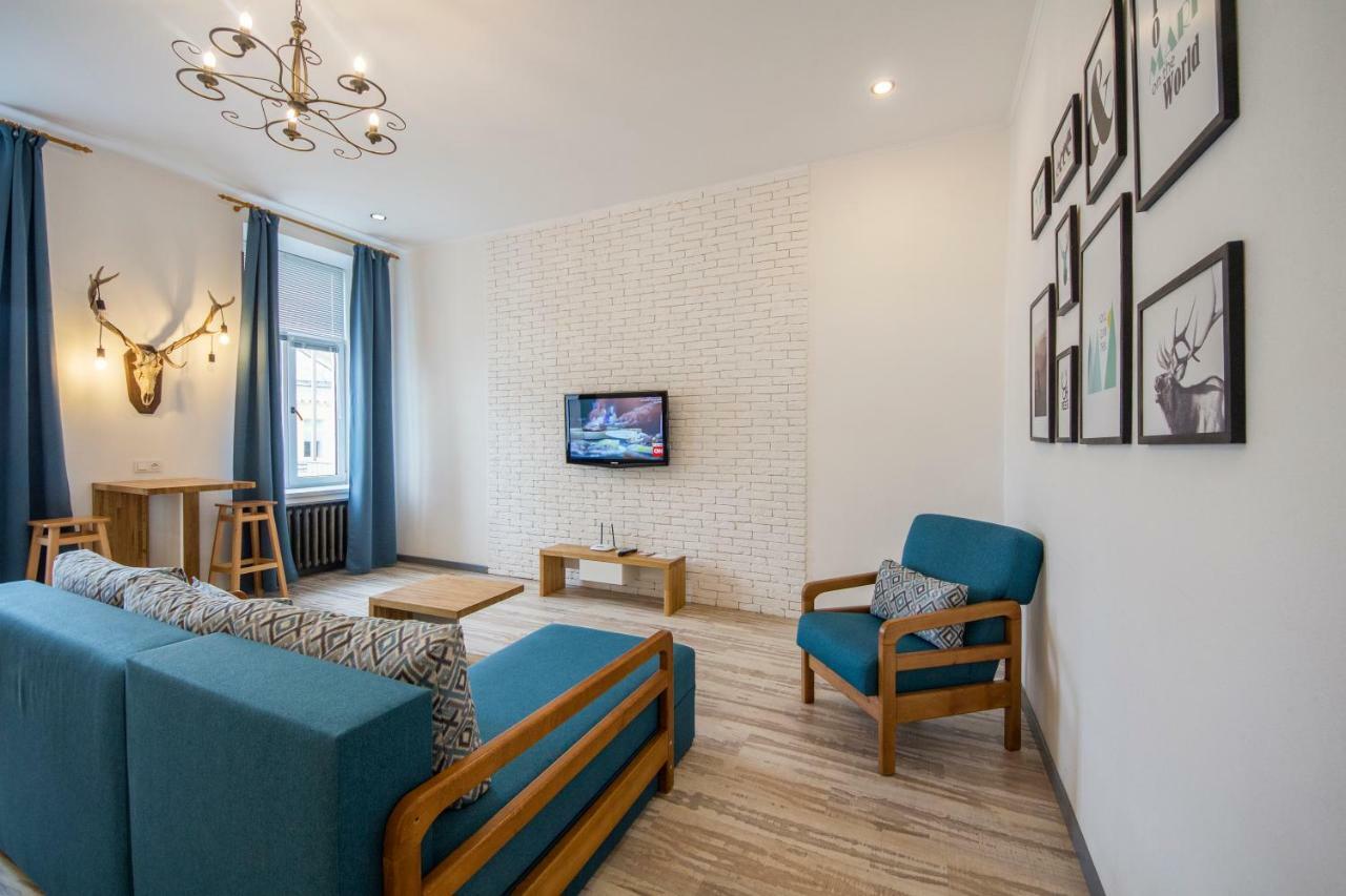Central Dayflat Apartments Kiev Bagian luar foto
