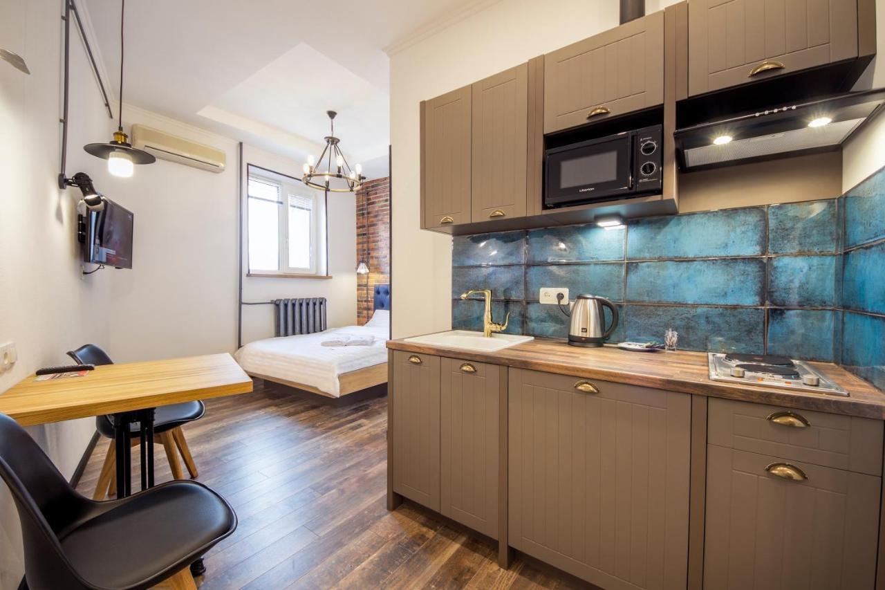 Central Dayflat Apartments Kiev Bagian luar foto